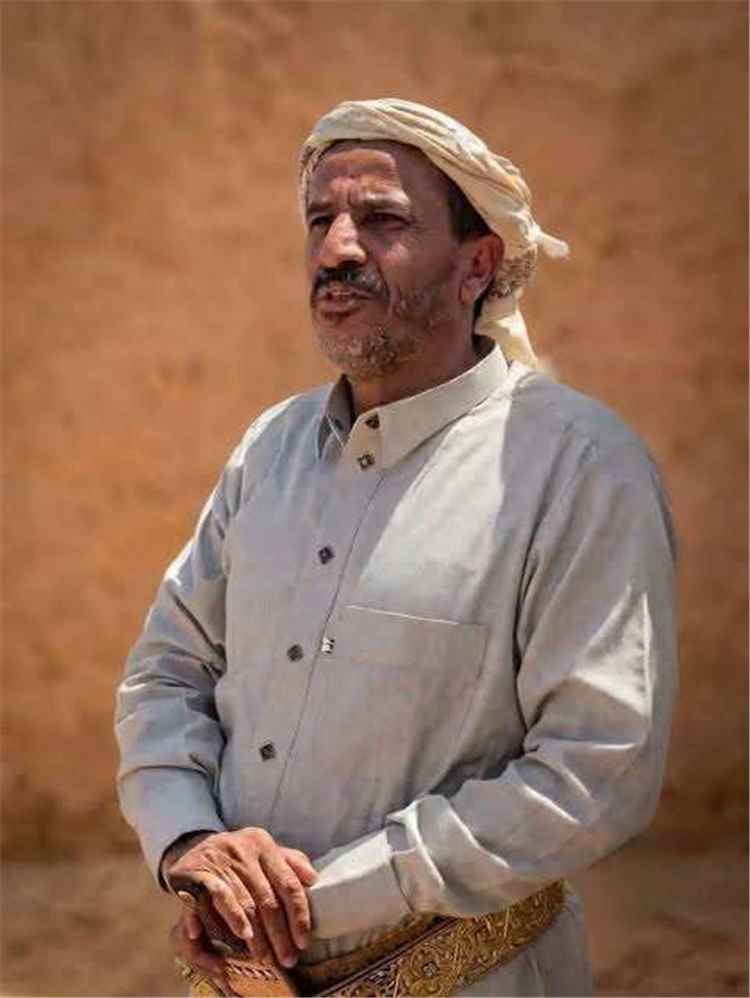 بن فدغم يتوعد الحوثيين: الحرب لن تتوقف حتى تحقيق هذا الهدف