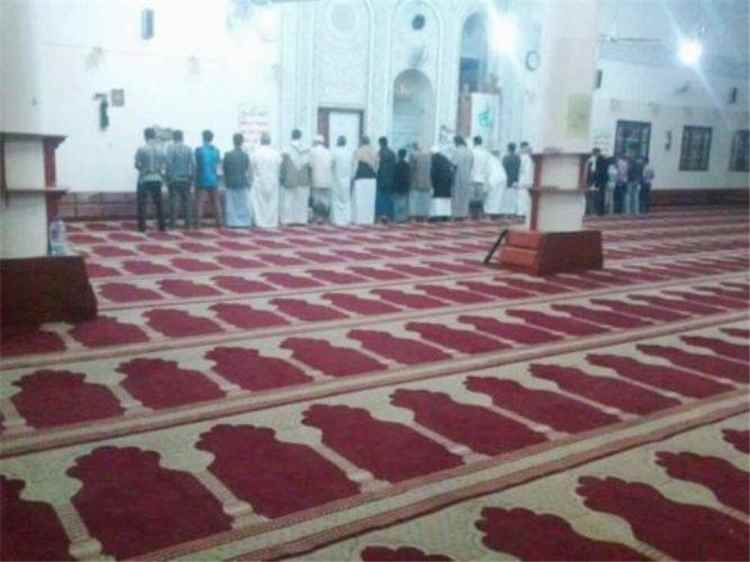 فتوى جديدة للشيخ الحجوري بشأن صلاة الجمعة تحت سيطرة الحوثيين تثير اهتماماً واسعاً