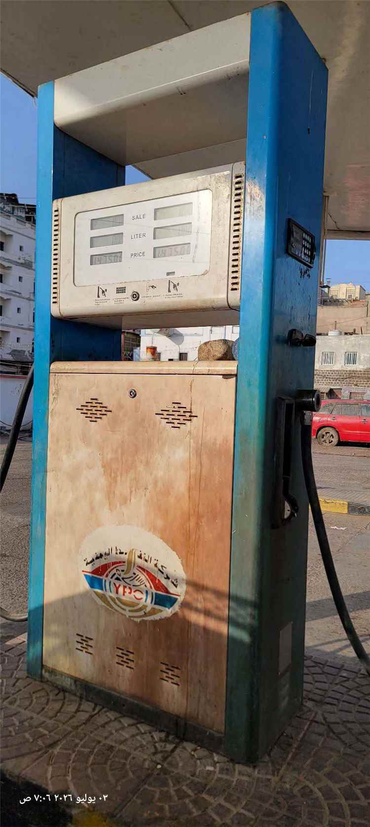 قفزة صادمة في أسعار الوقود بعدن.. "دبة البترول" تلامس 30 ألف ريال