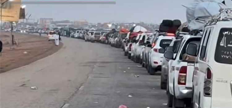 فتحي بن لزرق يفجر مفاجأة بشأن السبب الحقيقي للازدحام في منفذ الوديعة