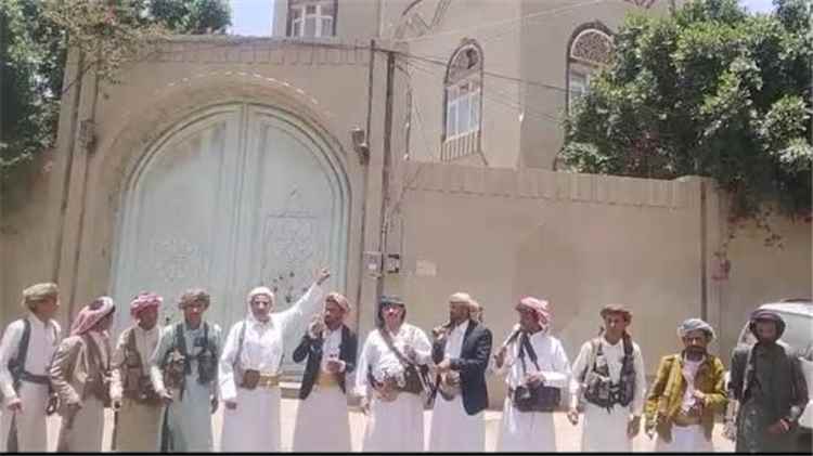 شاهد جديد يفجر مفاجأة بشأن منزل عائلة صدام حسين في صنعاء.. ويكشف حقيقة رواية فارس مناع