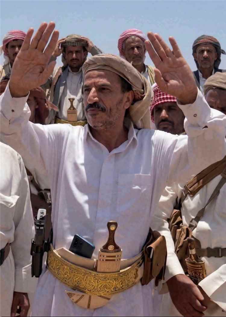 الشيخ حمد فدغم الحزمي يعلن قرارًا حاسمًا ويكشف عن مفاجأة مرتقبة للقبائل