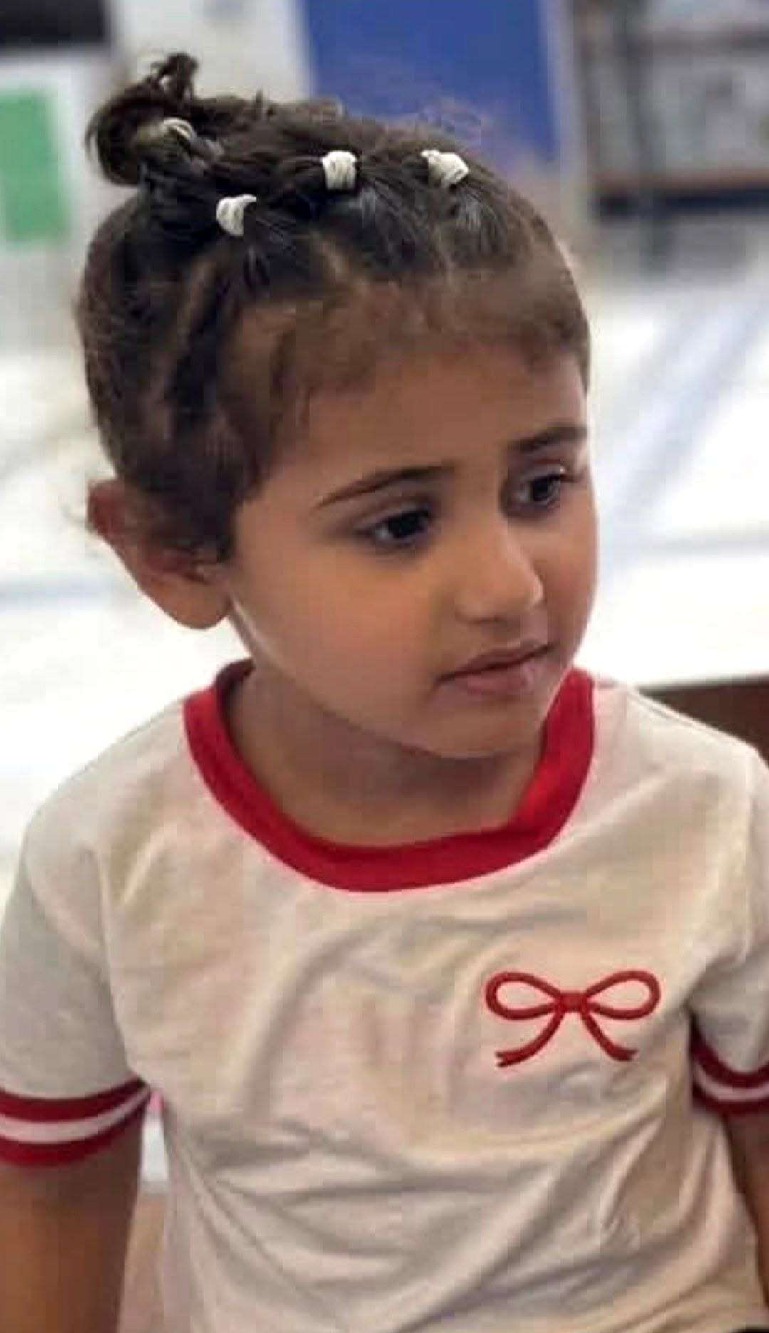 فاجعة عدن .. وفاة الطفلة ميار الحقب بعد سقوطها من نافذة فندق عقب ساعات من وصولها من أمريكا
