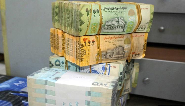آخر تحديث لأسعار صرف الدولار مقابل الريال اليمني اليوم في عدن وصنعاء