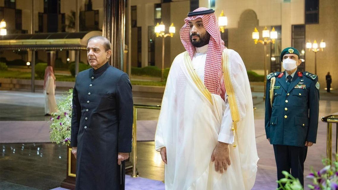 دولة إسلامية كبرى تلوّح بخيار القوة ضد الحوثيين وتوجّه رسالة حازمة لإيران: السعودية خط أحمر