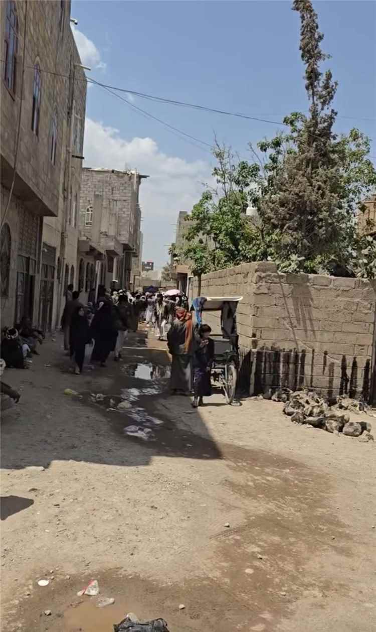 ادعاءات تثير الجدل في صنعاء.. منزل يتحول إلى "عيادة للجن" تجذب المرضى