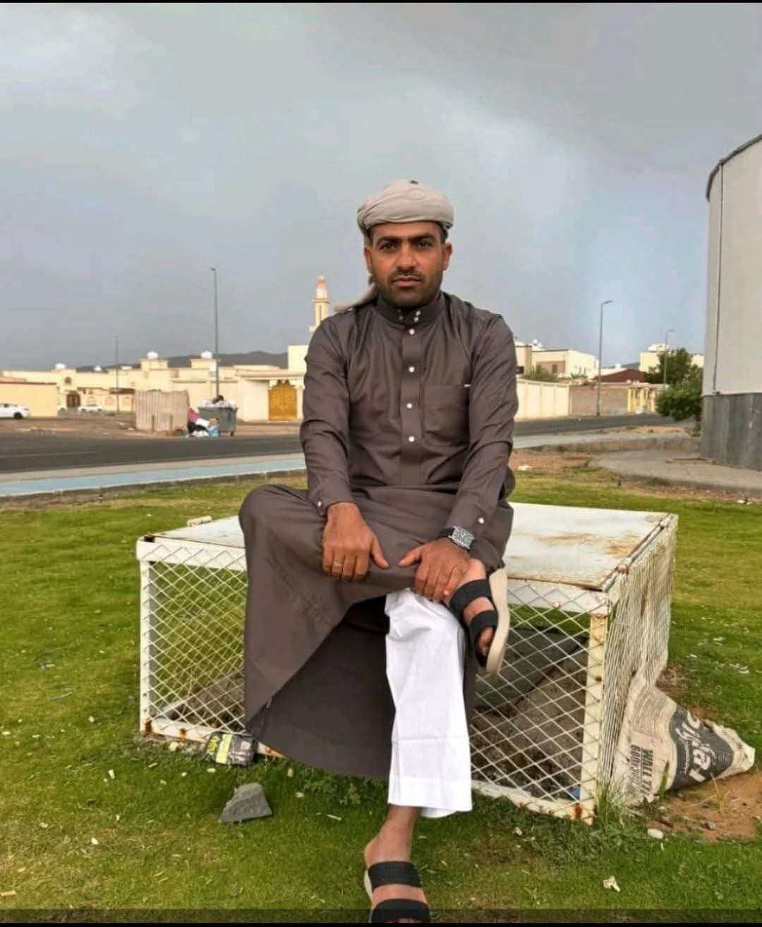 حادث مروع في السعودية يودي بحياة مغترب يمني وزوجته وأحد أبنائه