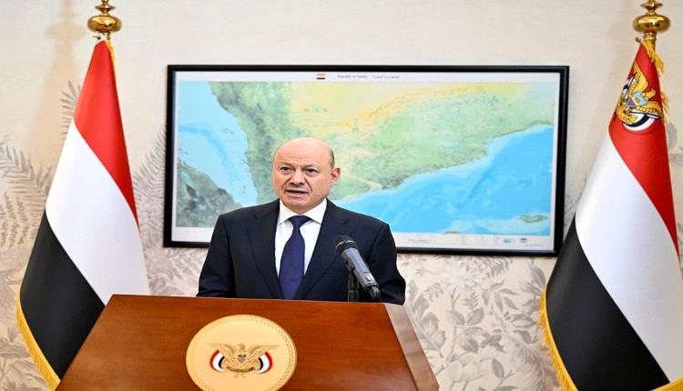 بقرار جمهوري حاسم العليمي يعلن بدء تصدير النفط ابتداءً من اليوم ويدعو القبائل لأمر هام