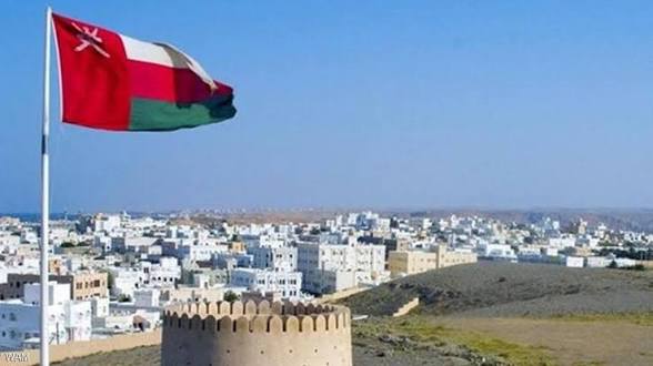 عُمان تكشف عن ممر بحري مؤقت في مضيق هرمز لضمان انسياب الملاحة الدولية