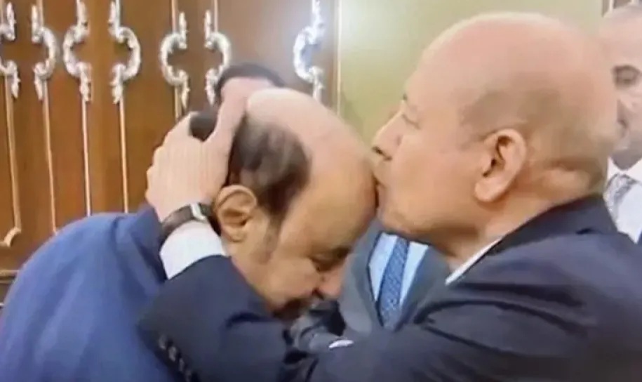 مدير مكتب المحرّمي ينصف الرئيس هادي والعليمي ويوجه نصيحة لـ الجنوبيين